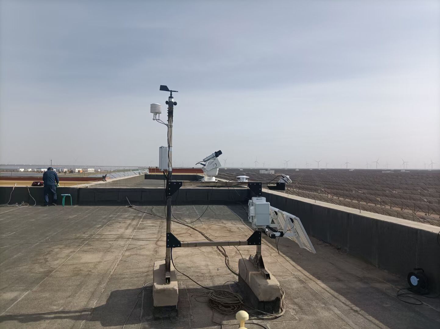 光伏發(fā)電環(huán)境監(jiān)測系統(tǒng)